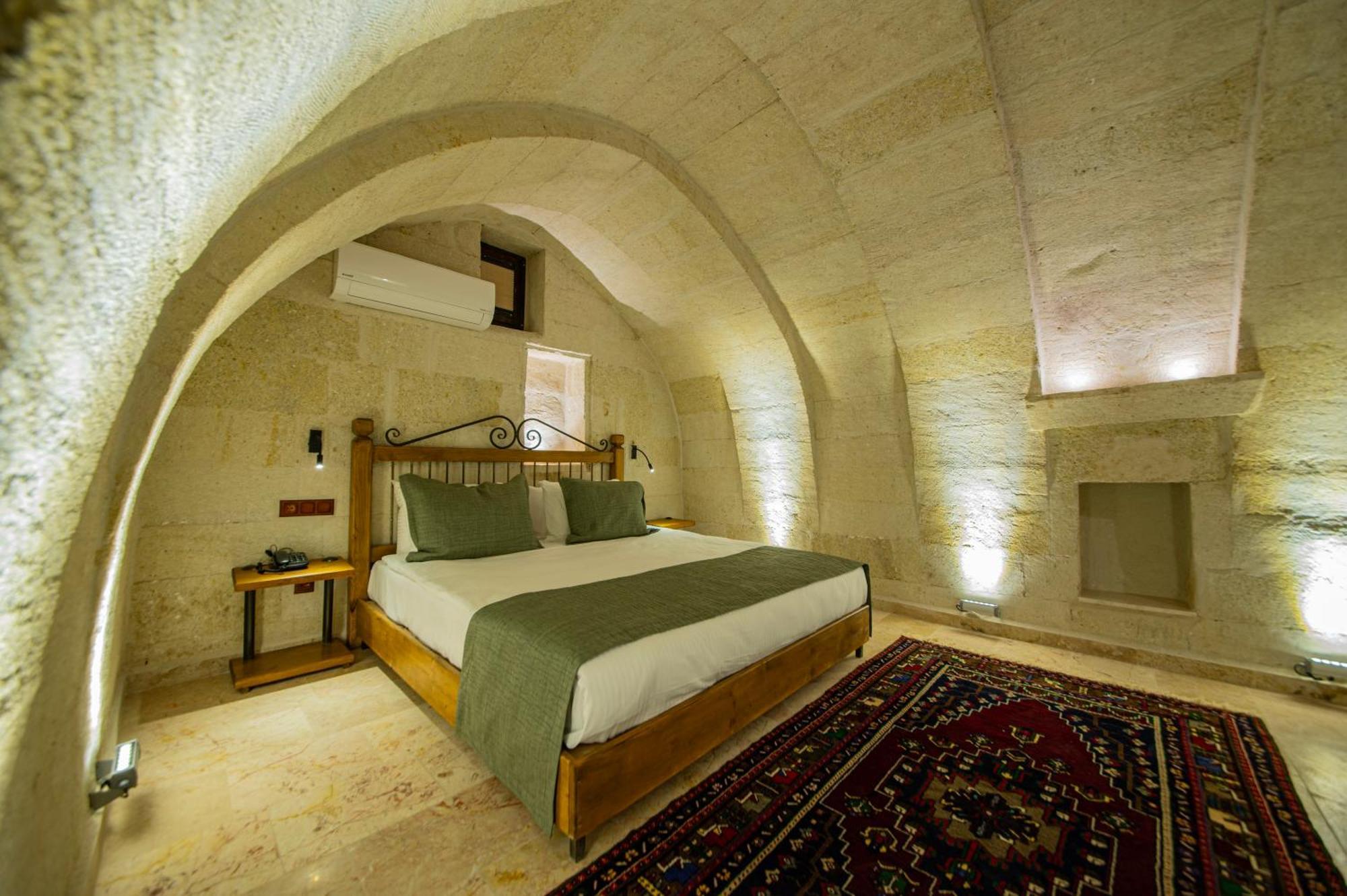 Ares Cave Suites Гьореме Екстер'єр фото