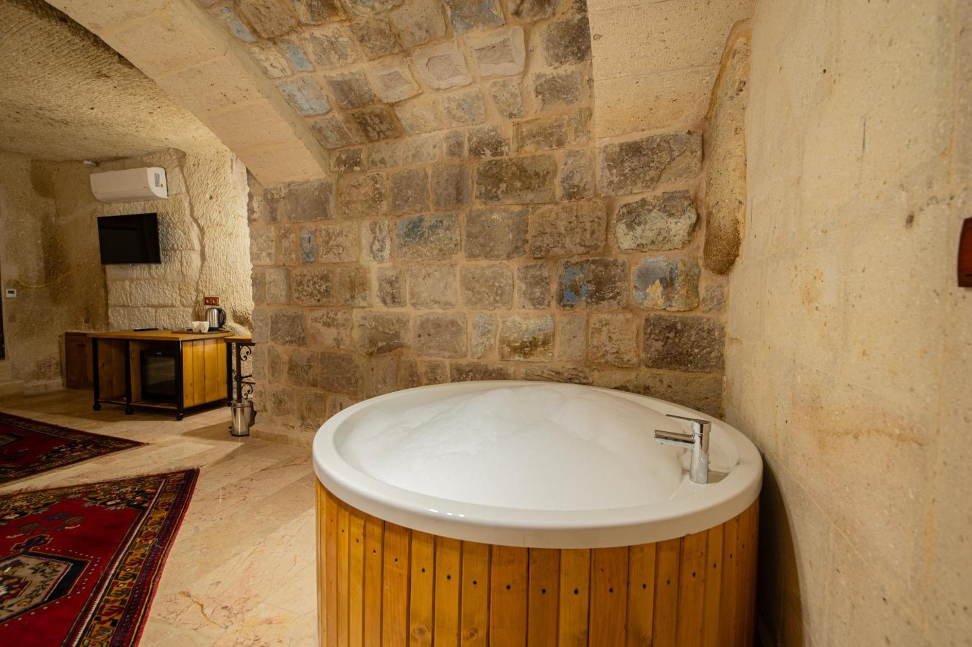 Ares Cave Suites Гьореме Екстер'єр фото